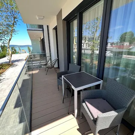 Platan Garden Koezvetlen Vizparti Apartman * Balatonboglar